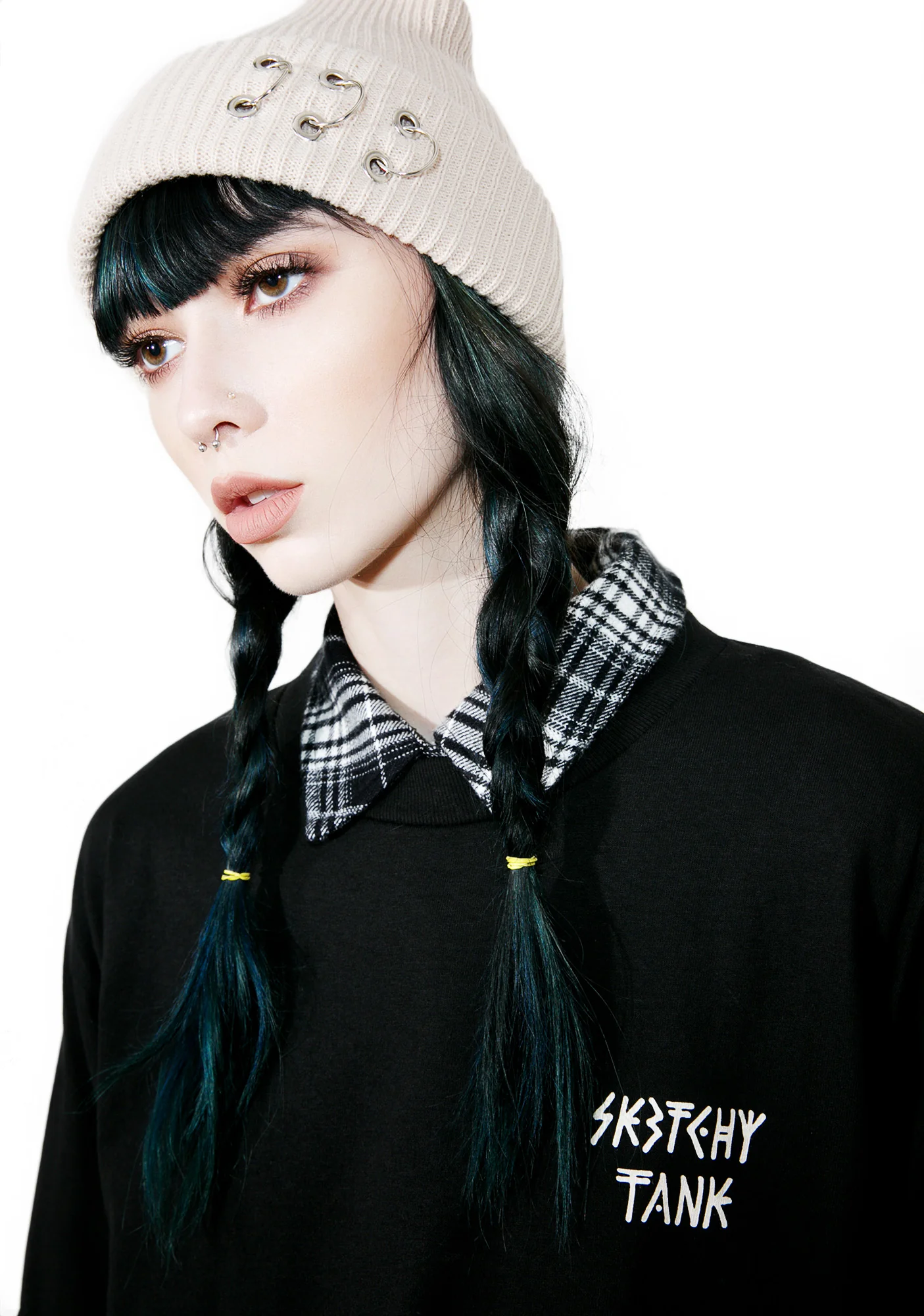 Peeking Tee - Image 5