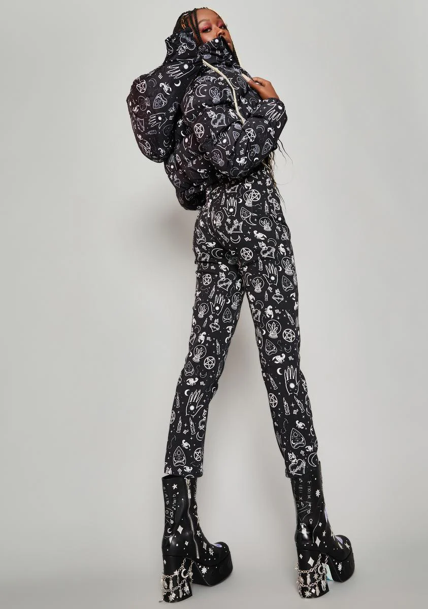 Playing With Magic Mom Jeans - Image 4