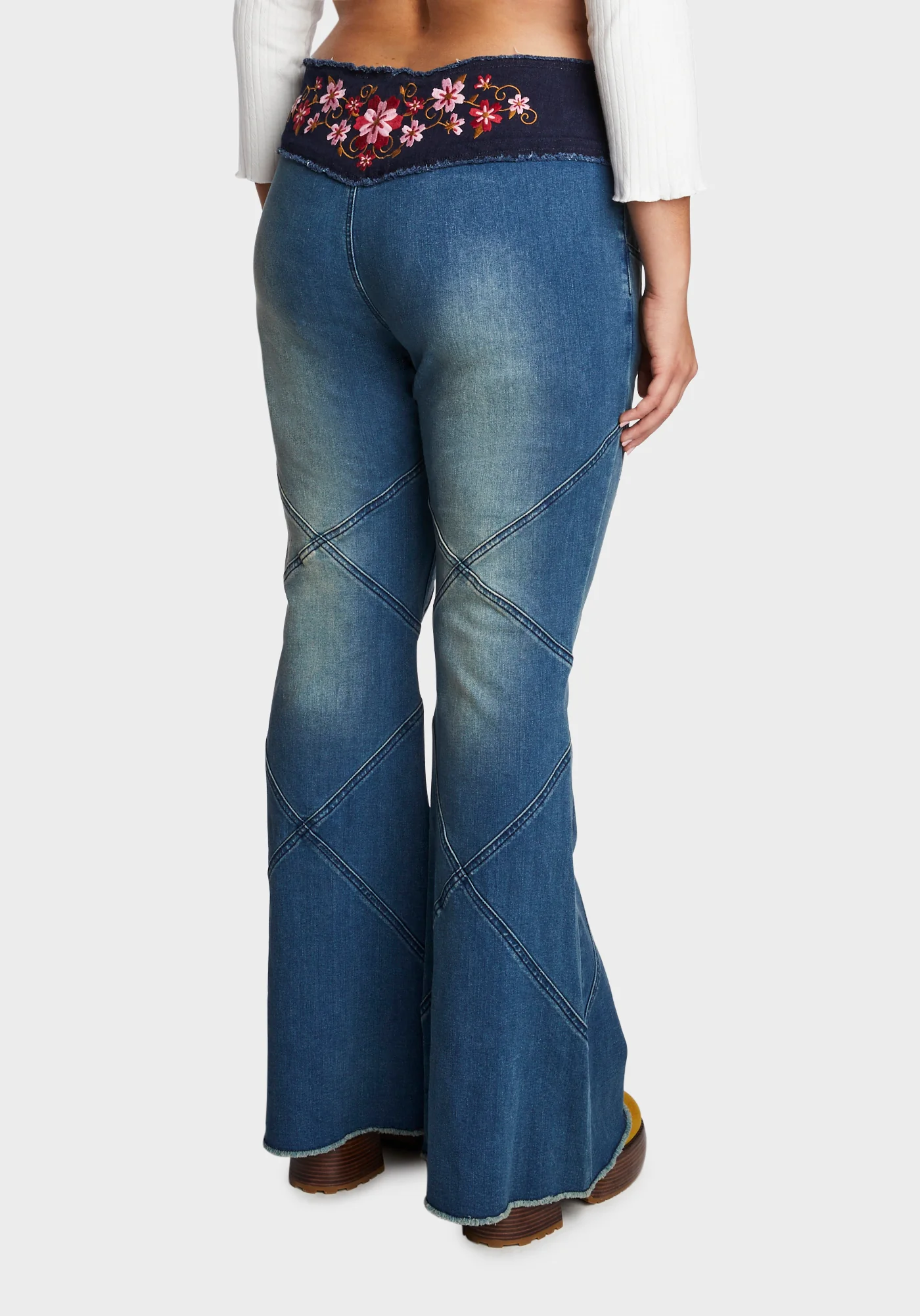 Plus Concrete Jungle Flared Jeans - Image 4