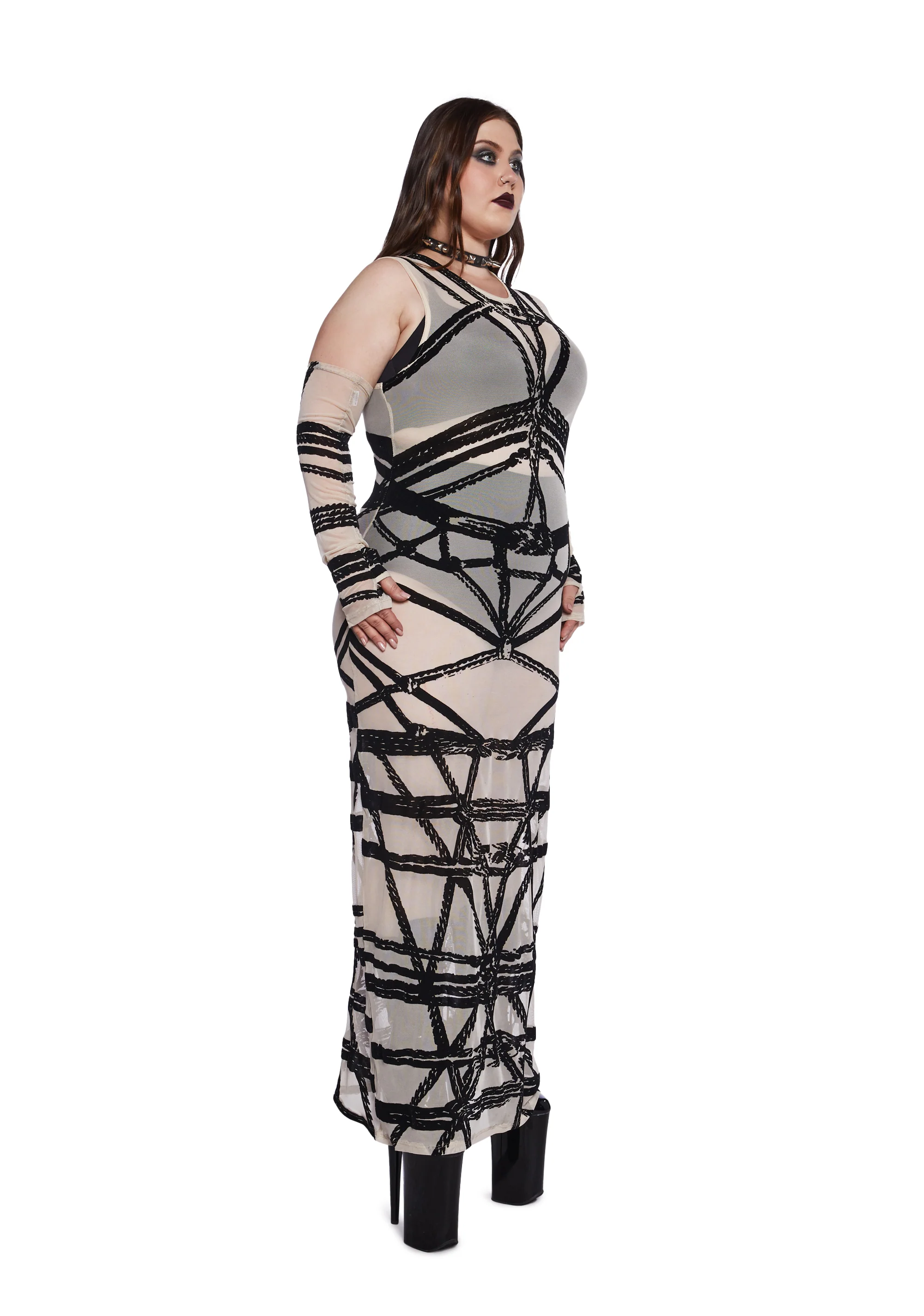 Plus Twisted Fantasies Maxi Dress - Image 3