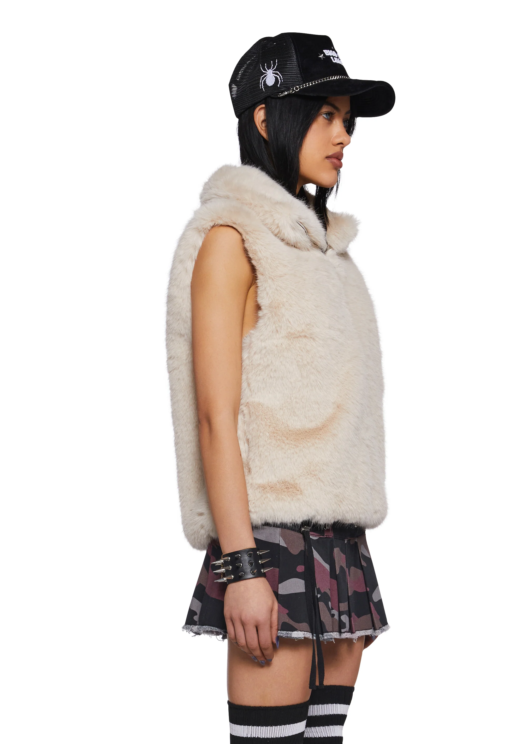 Pretty Gritty Faux Fur Vest - Image 3