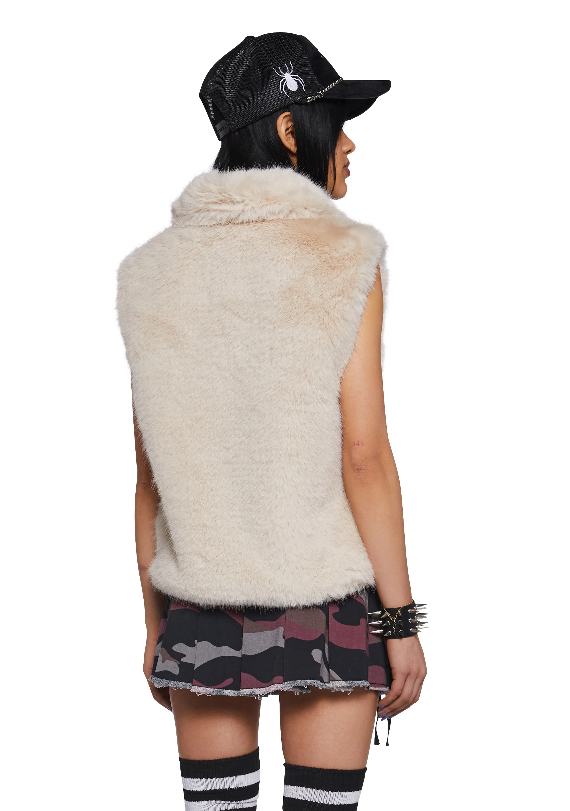 Pretty Gritty Faux Fur Vest - Image 4