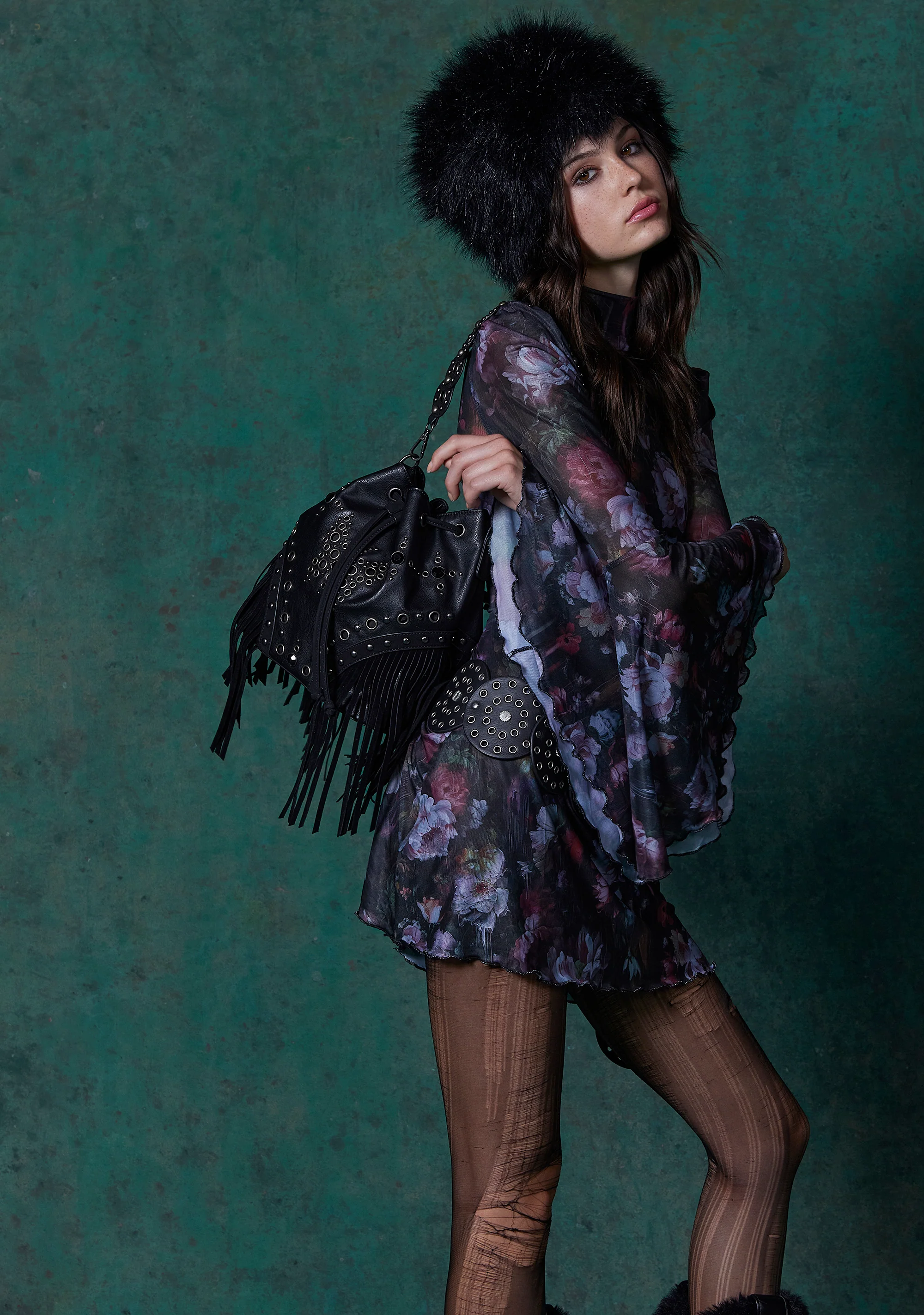 Rad Timing Fringed Shoulder Bag - Image 6