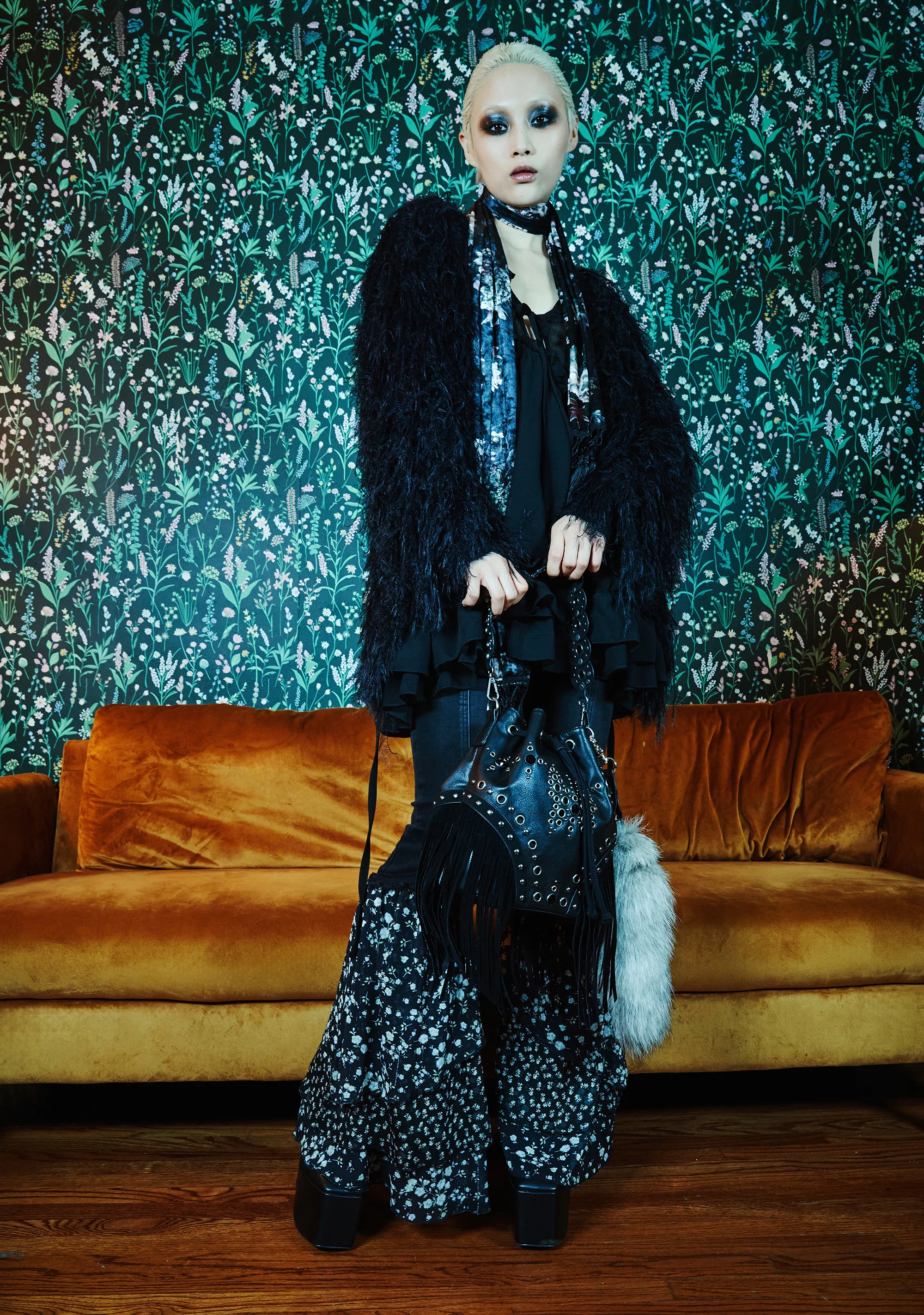 Rad Timing Fringed Shoulder Bag - Image 7