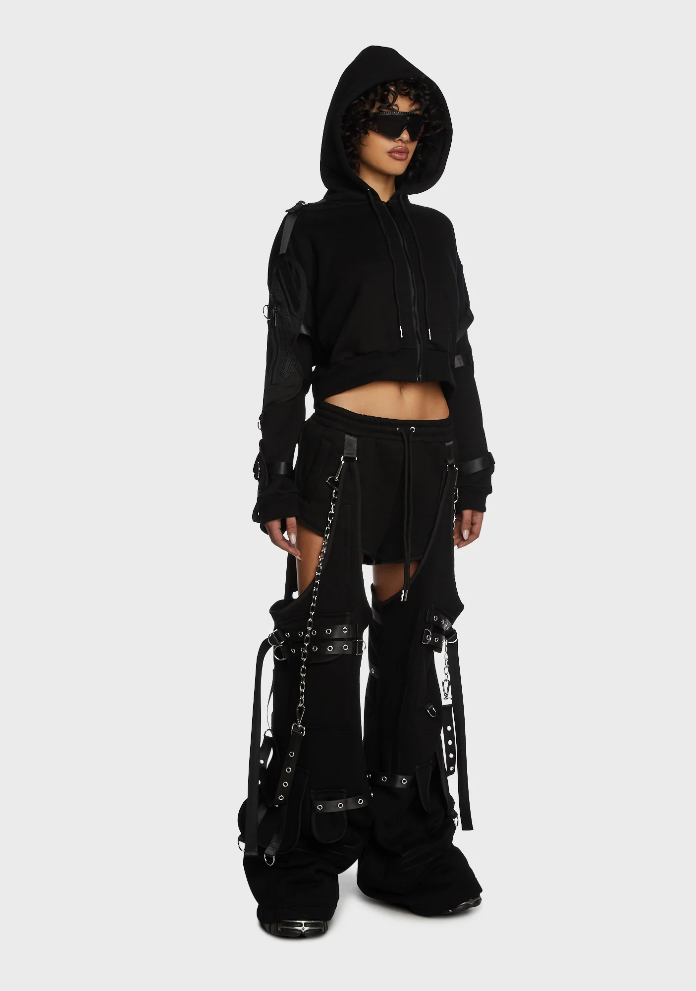 Raider Oversized Shorts With Detachable Legs - Image 2