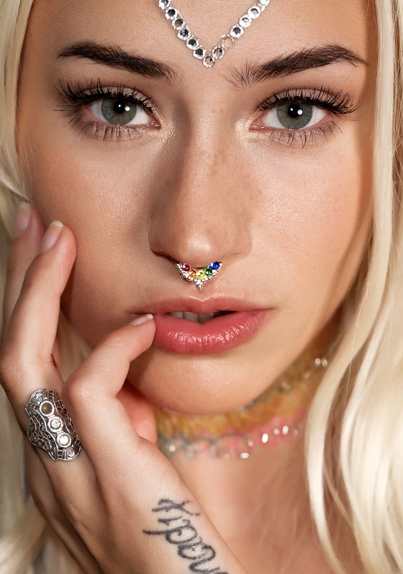 Rainbow Dream Sadeh Septum Clip - Image 4