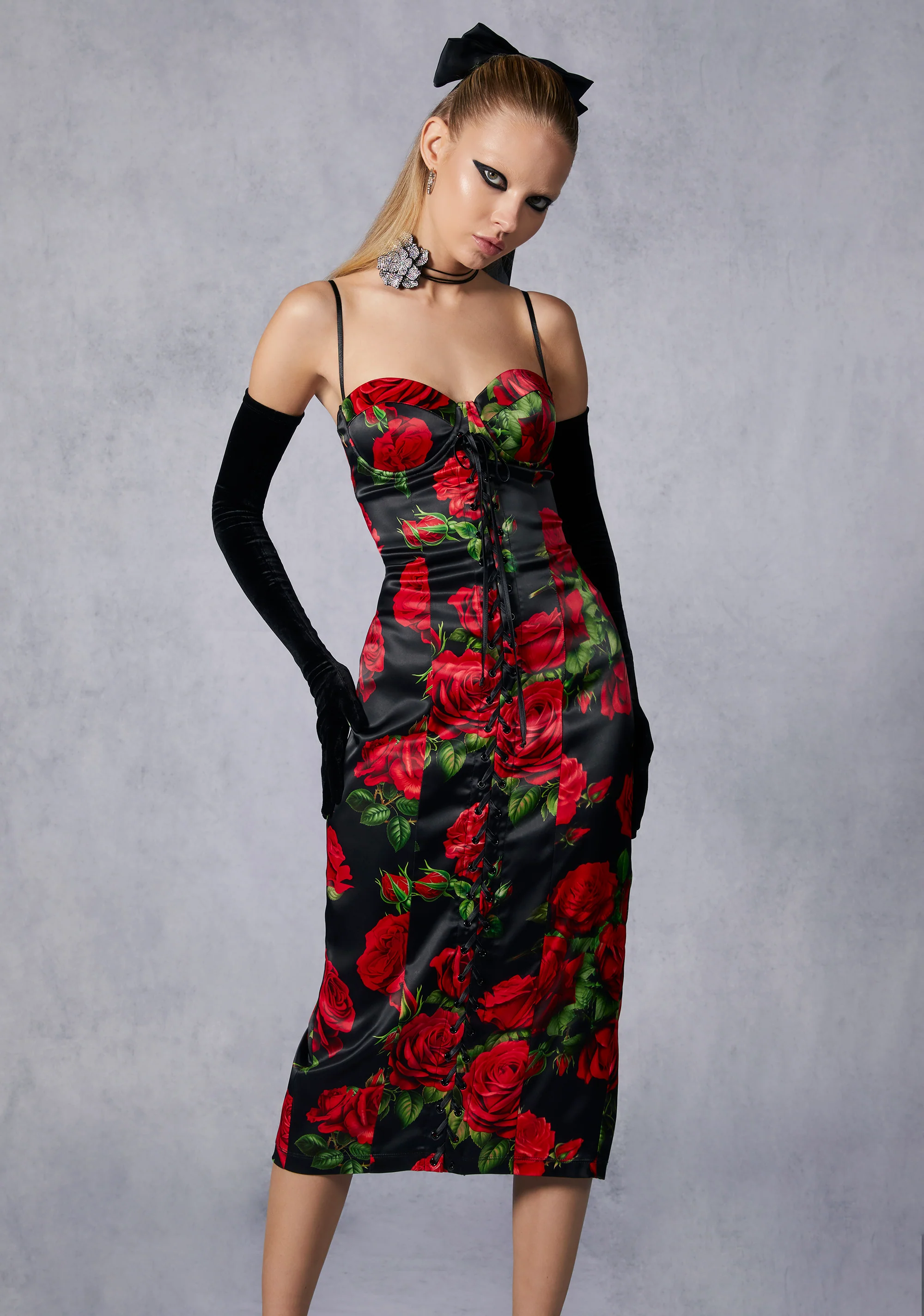 Romantic Getaway Midi Dress - Black - Image 10