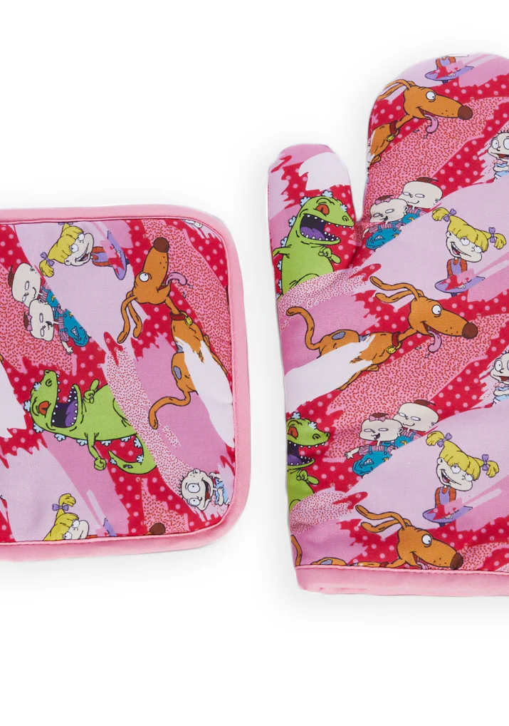 Runaway Rascals Pot Holder And Oven Mitt Set - Image 2