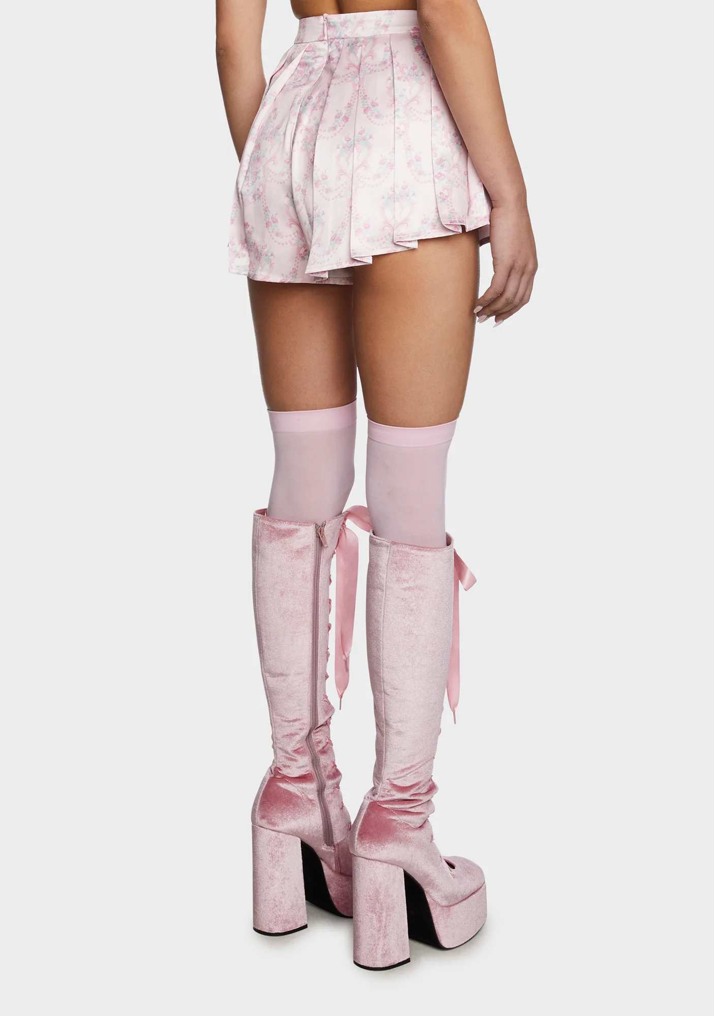 Scandal Sheet Pleated Shorts - Pink - Image 5
