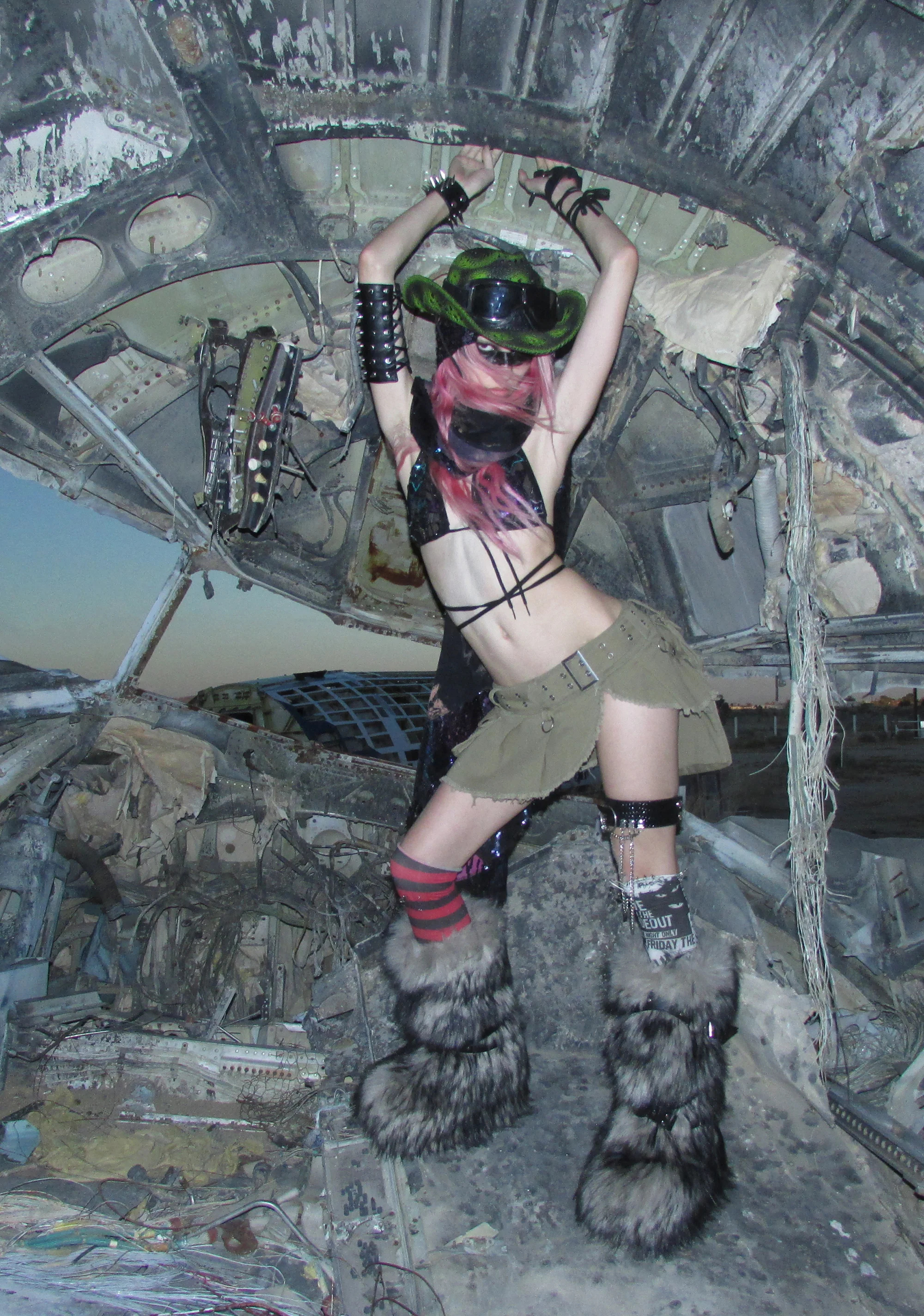 Scorched Earth Utility Mini Skirt - Green - Image 6
