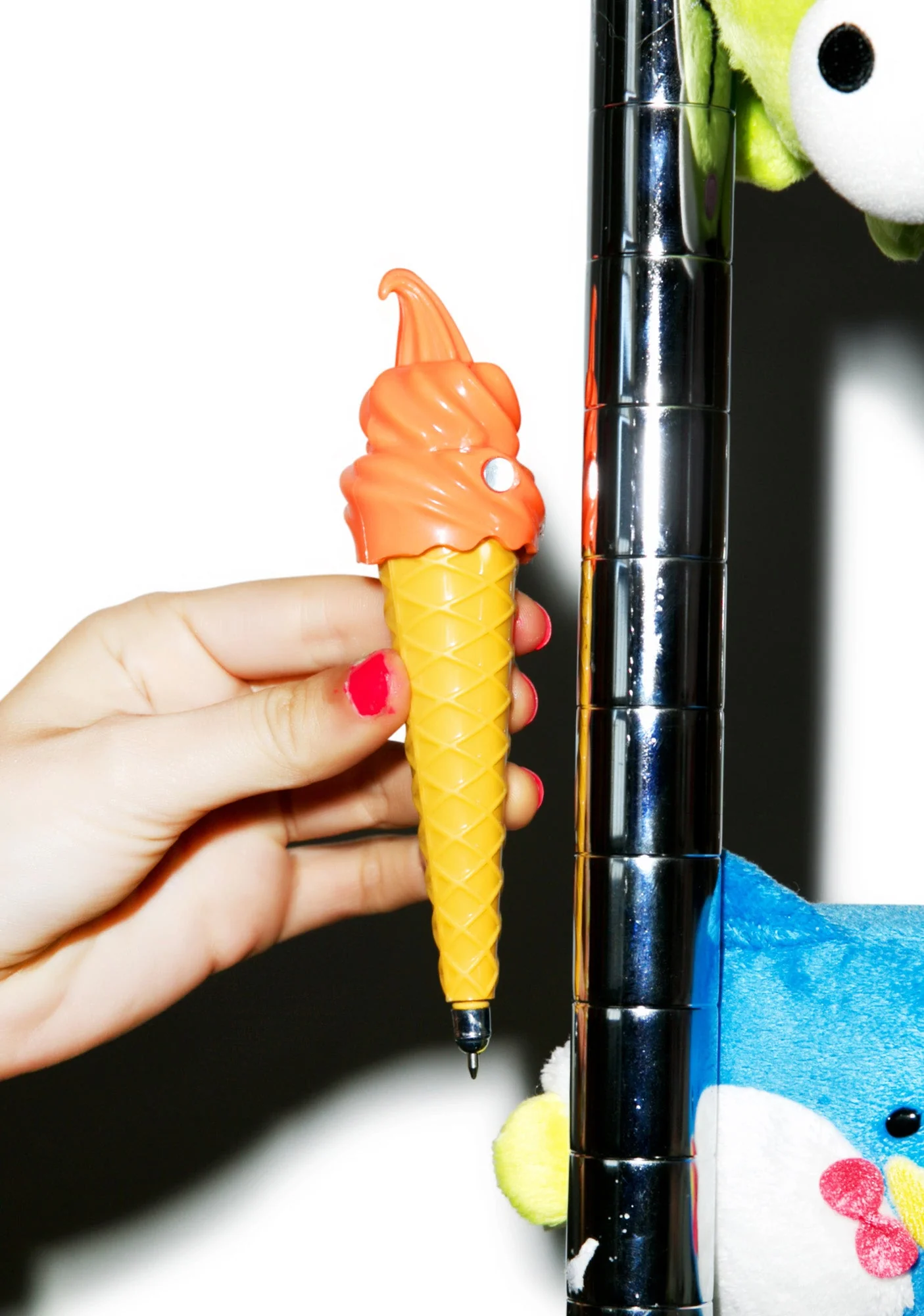 Soft Serve Ice Cream Pen - Pink - Image 6