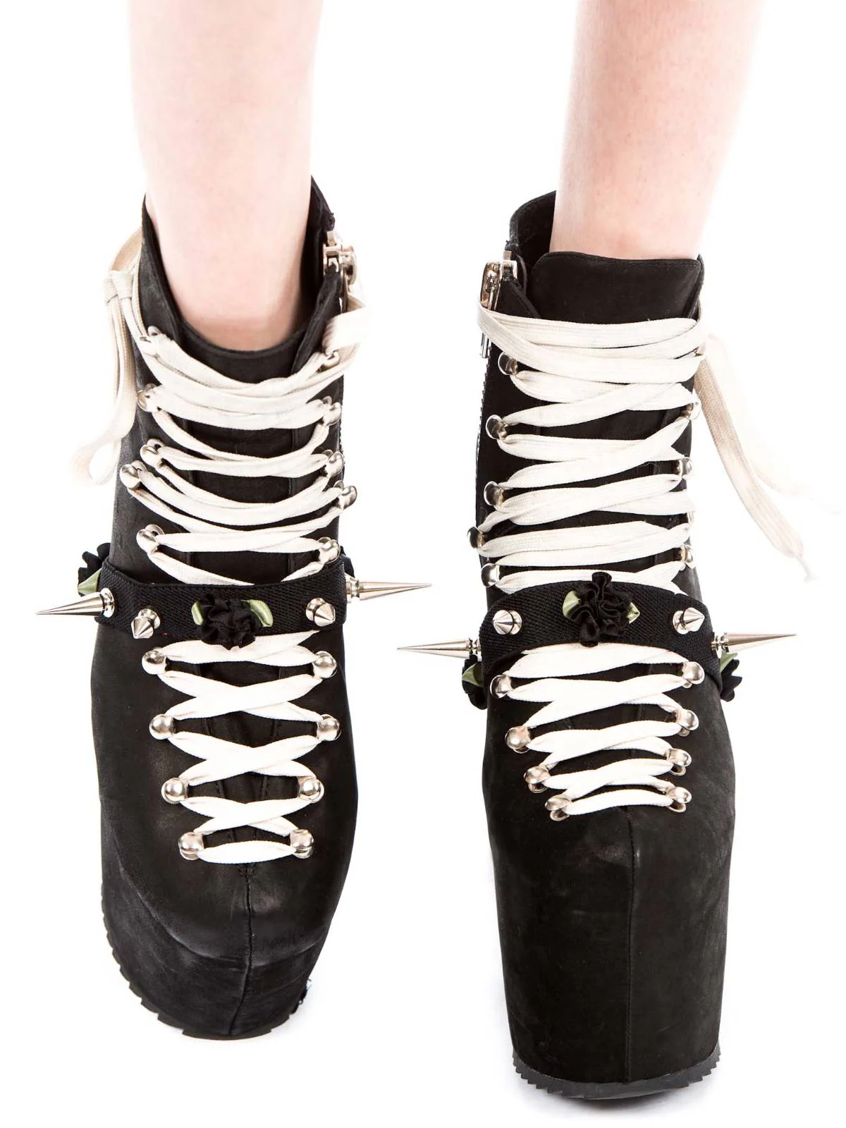 Spikes and Flower Shoe Garter - Pink - Image 4