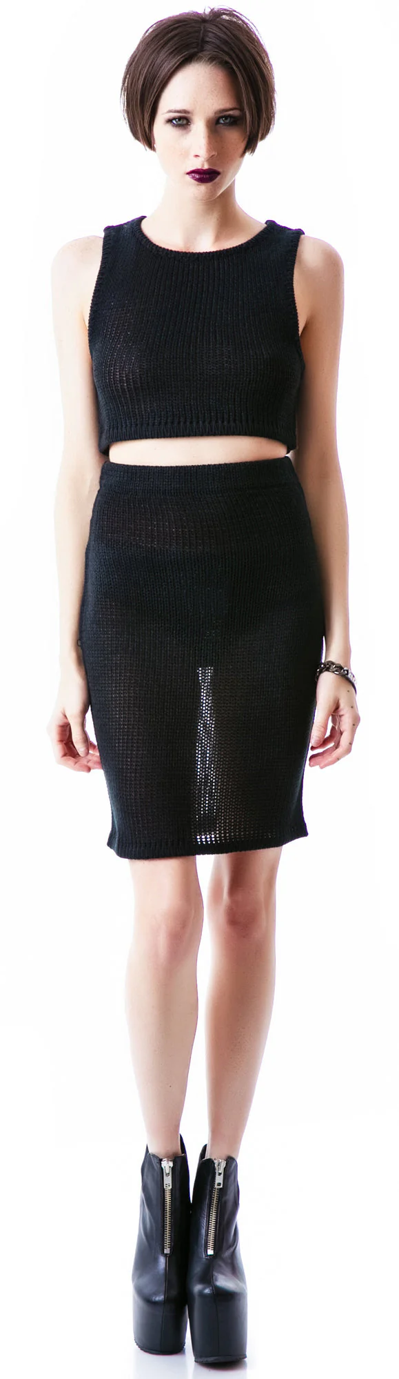 Sporty Knit Crop Top - Black - Image 7
