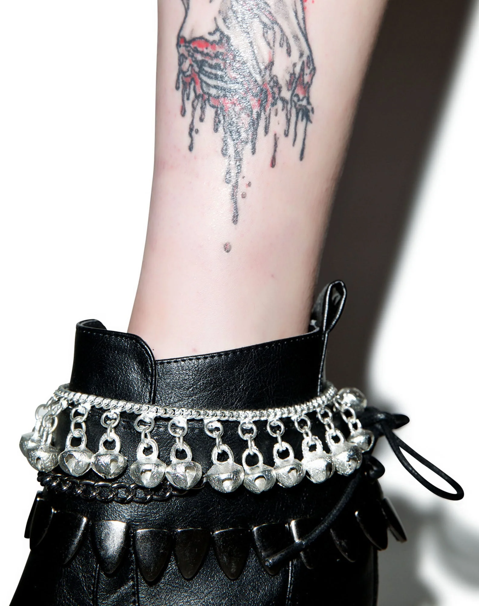 Summoner Bell Anklet - Silver - Image 9