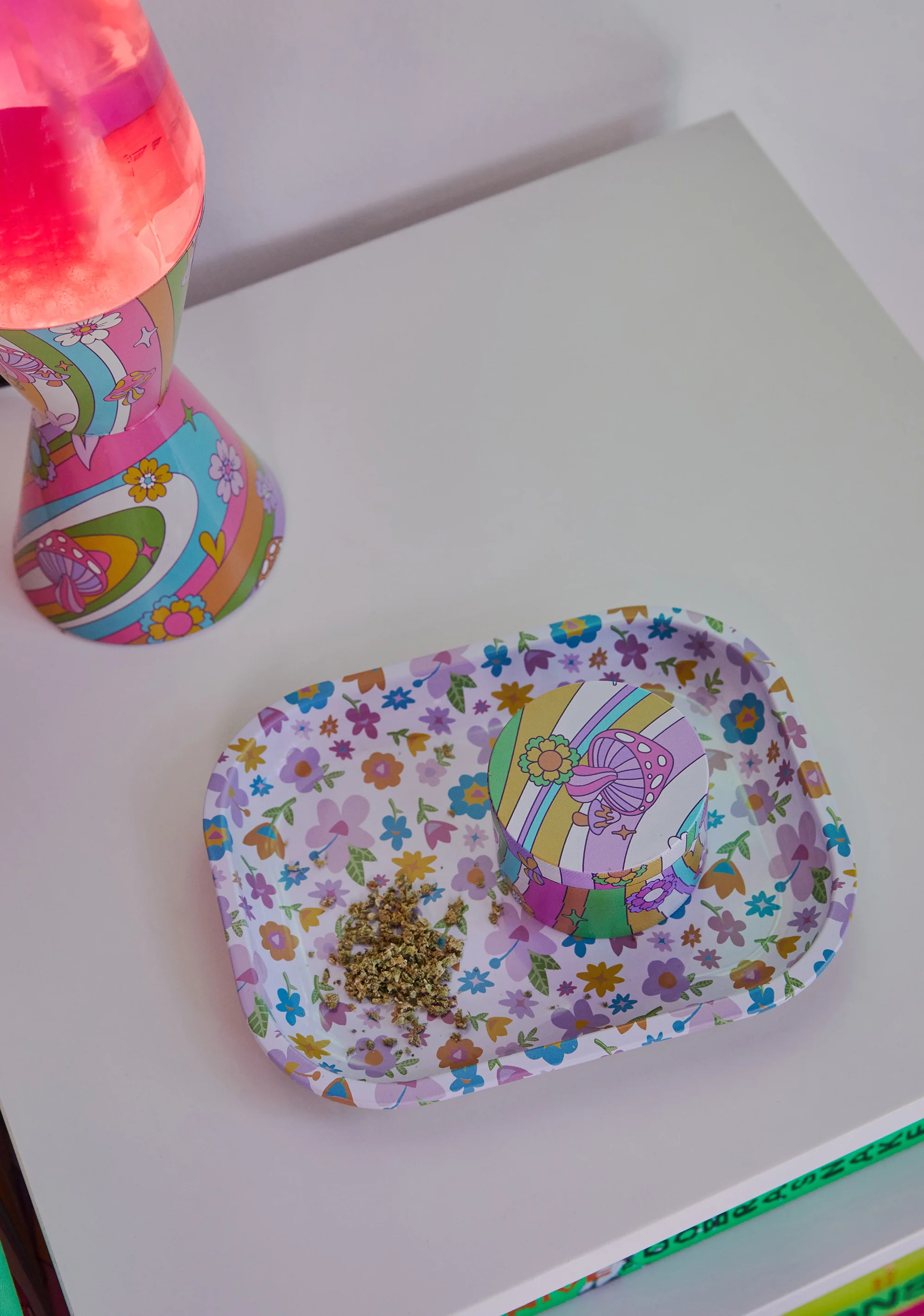 Technicolor Dreams Grinder - Image 7