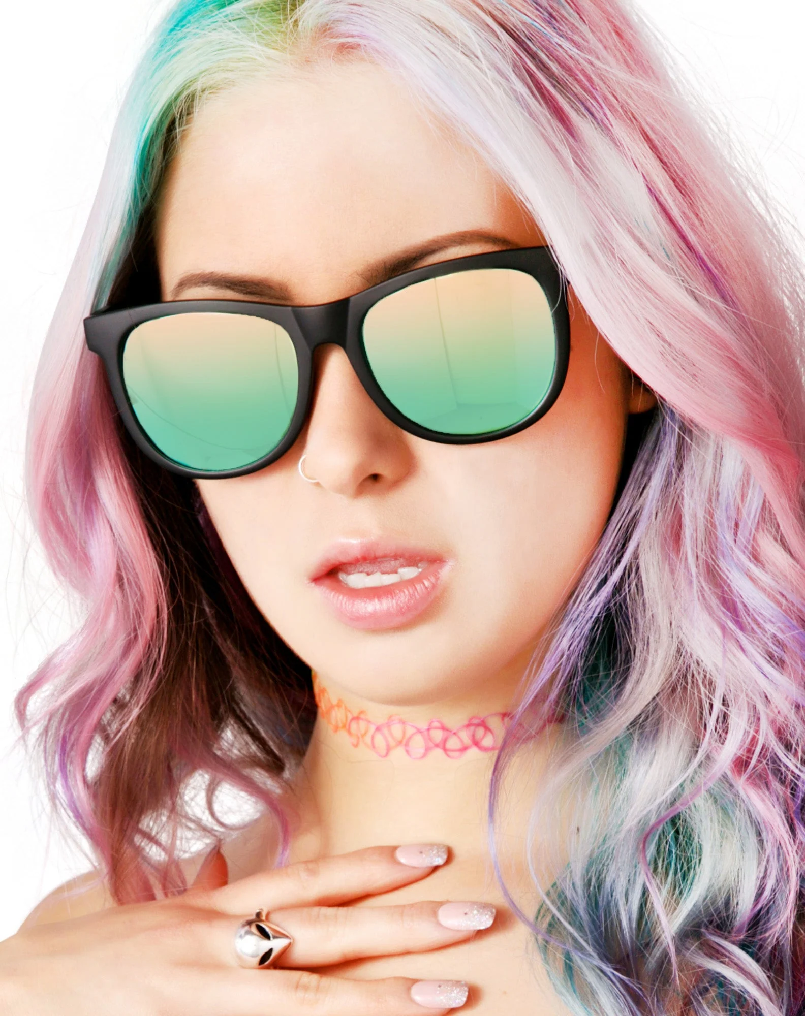 The Nudie Mag Sunglasses - Green - Image 4