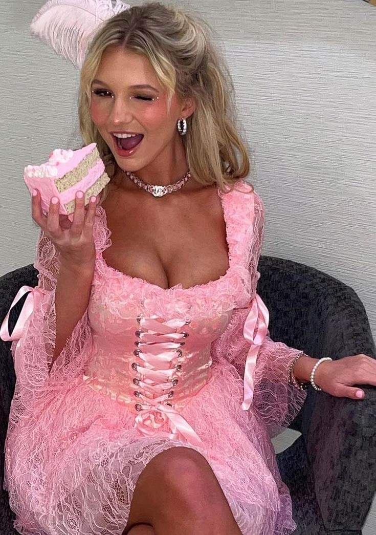 They'll Eat Cake Costume - Pink - Image 7