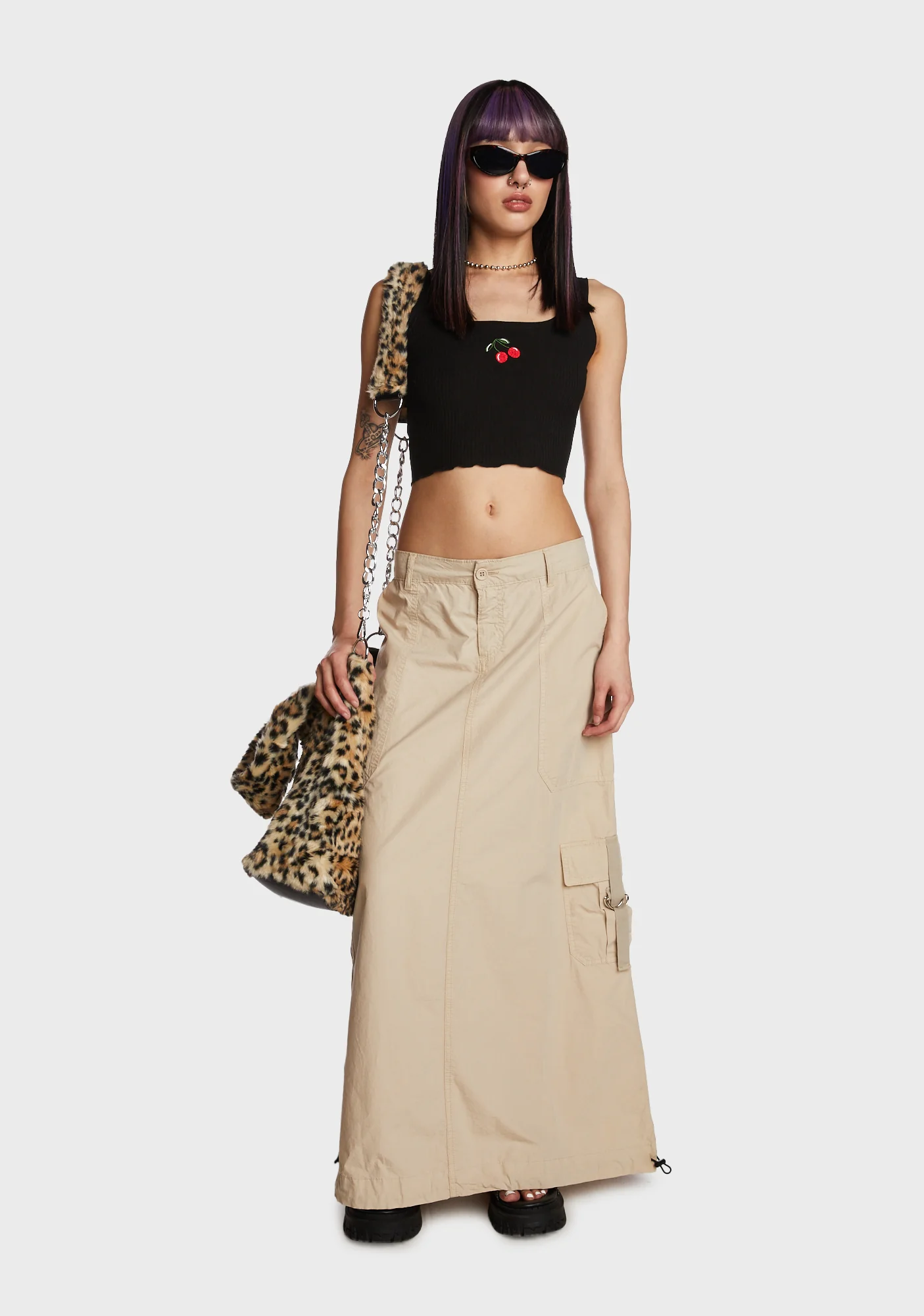 Three Cheers Crop Top - Black - Image 3