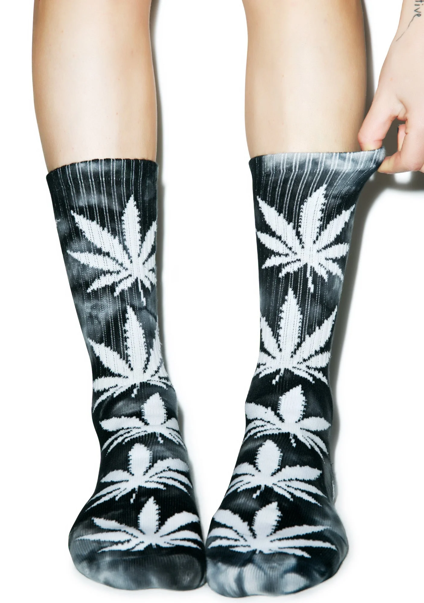 Tie Dye Plantlife Crew Sock - Dark Red - Image 9