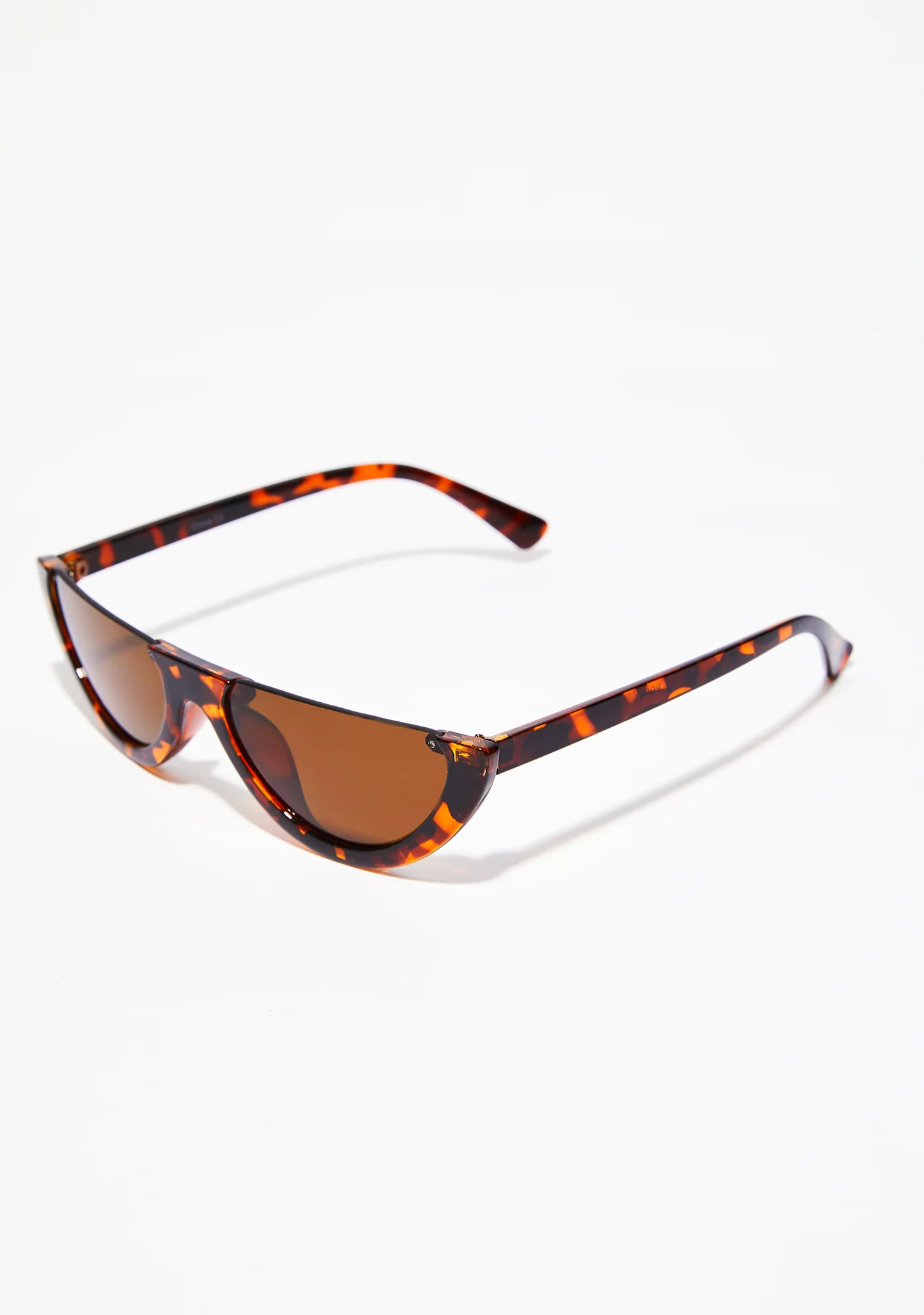 Tortoiseshell Give Them Shade Sunglasses - Image 3