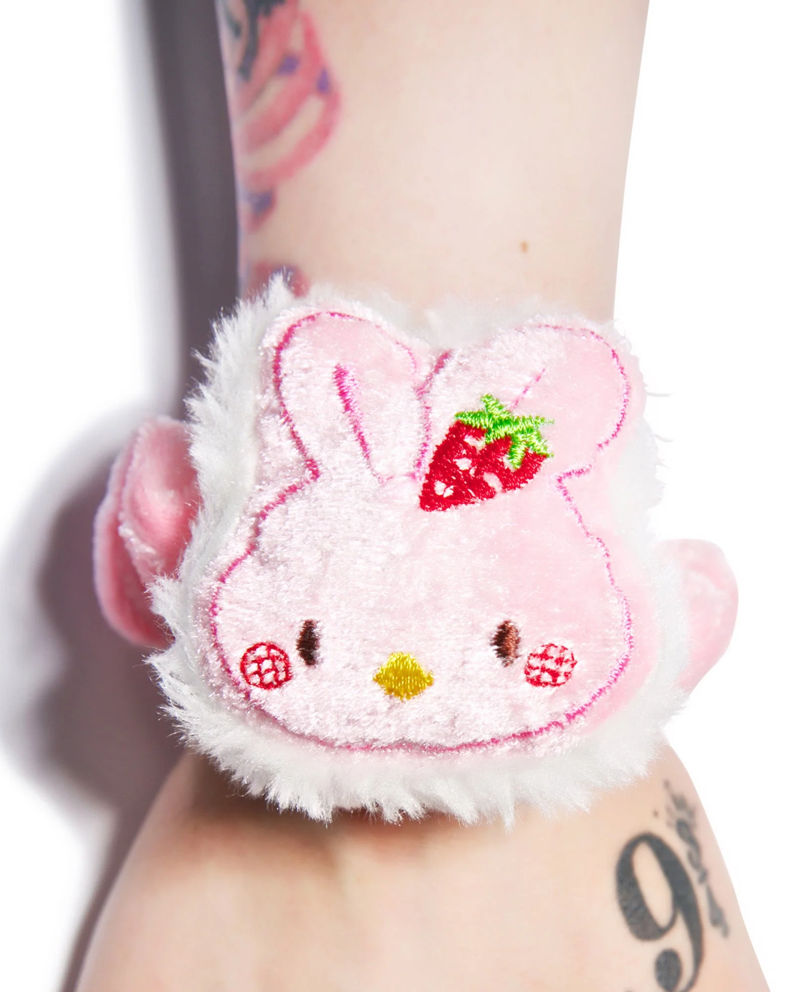 Usa-pyon Scrunchie - White - Image 6