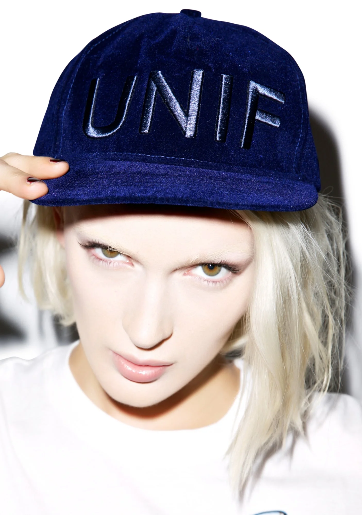 Velvet Hat - Black - Image 3