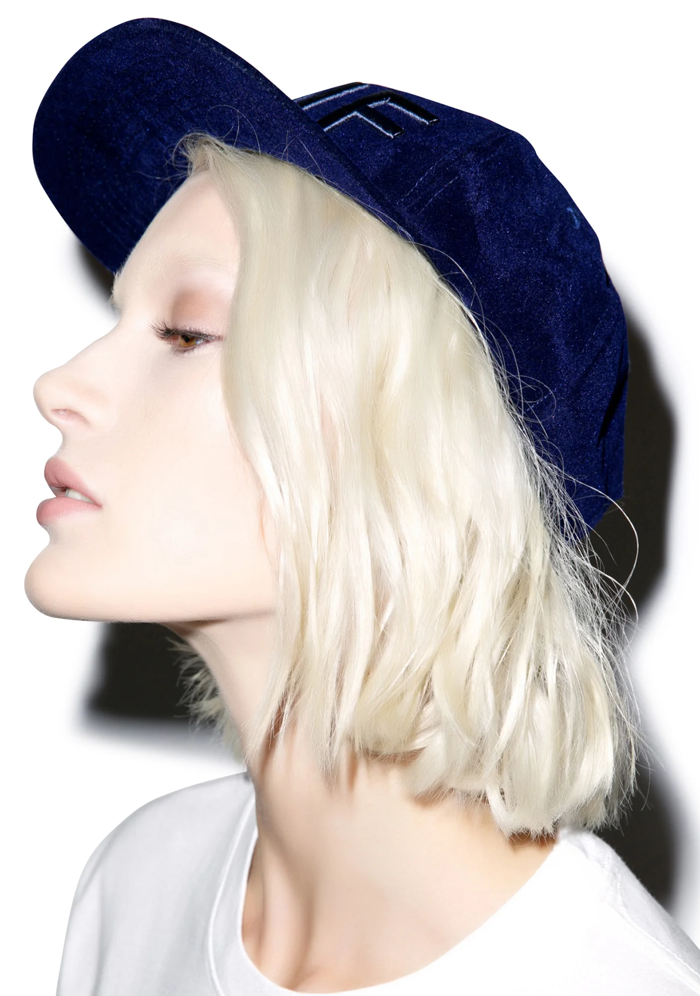 Velvet Hat - Image 4
