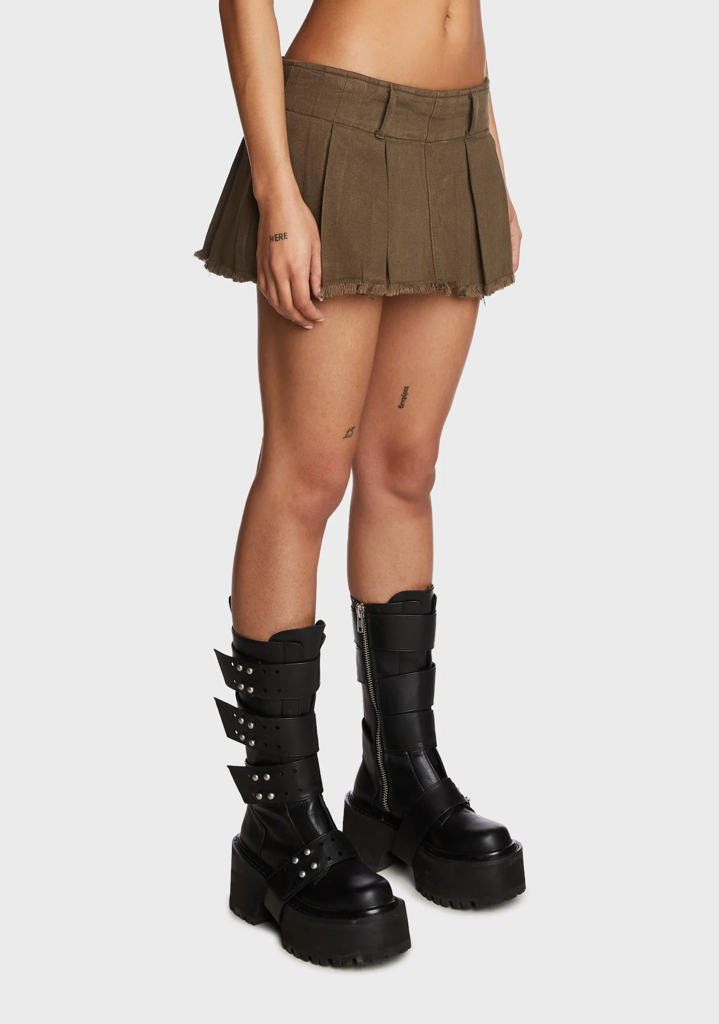 Washed Denim Pleated Micro Skort - Olive - Image 4