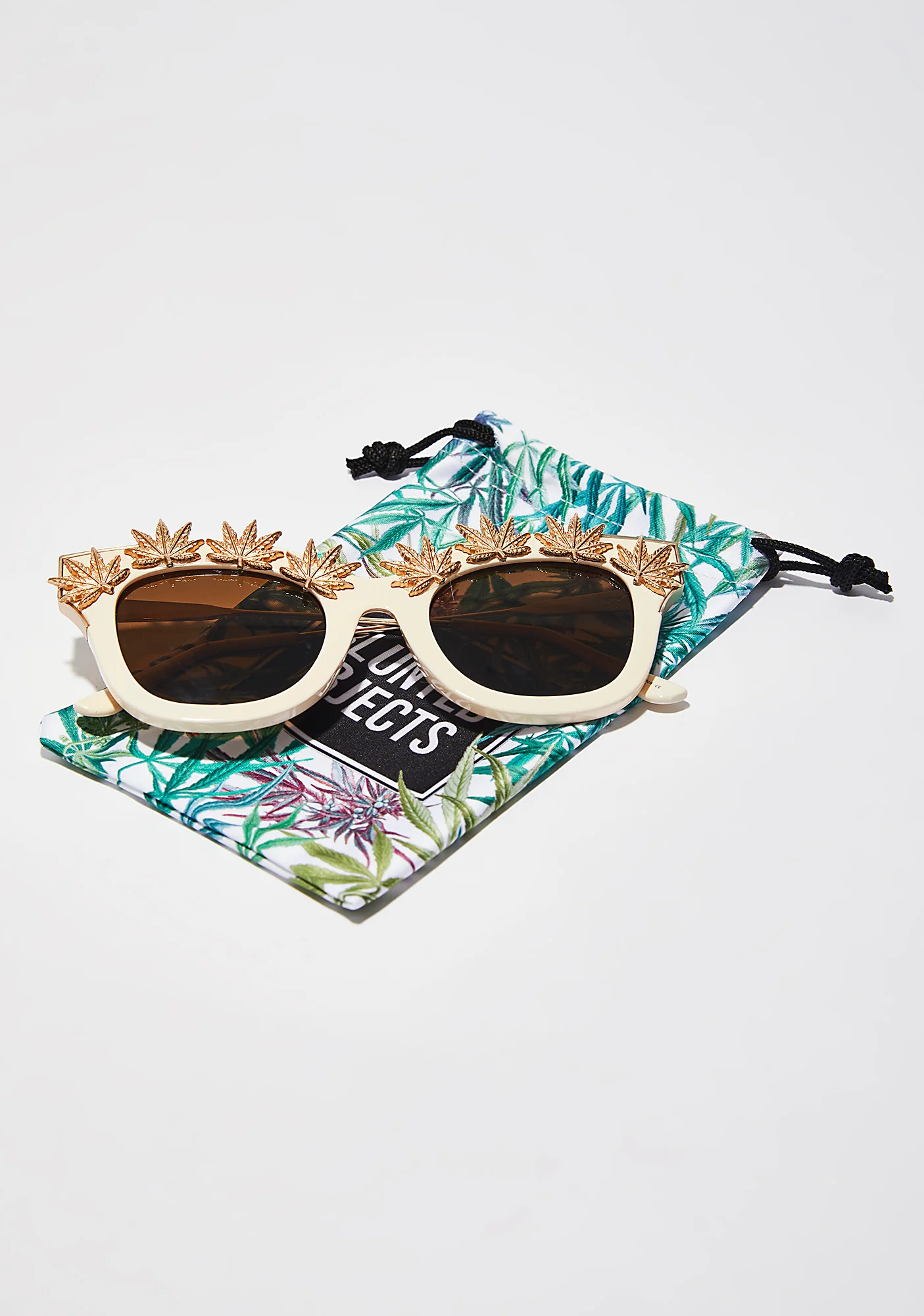 Weed Leaf Embellished Sunglasses - Image 3